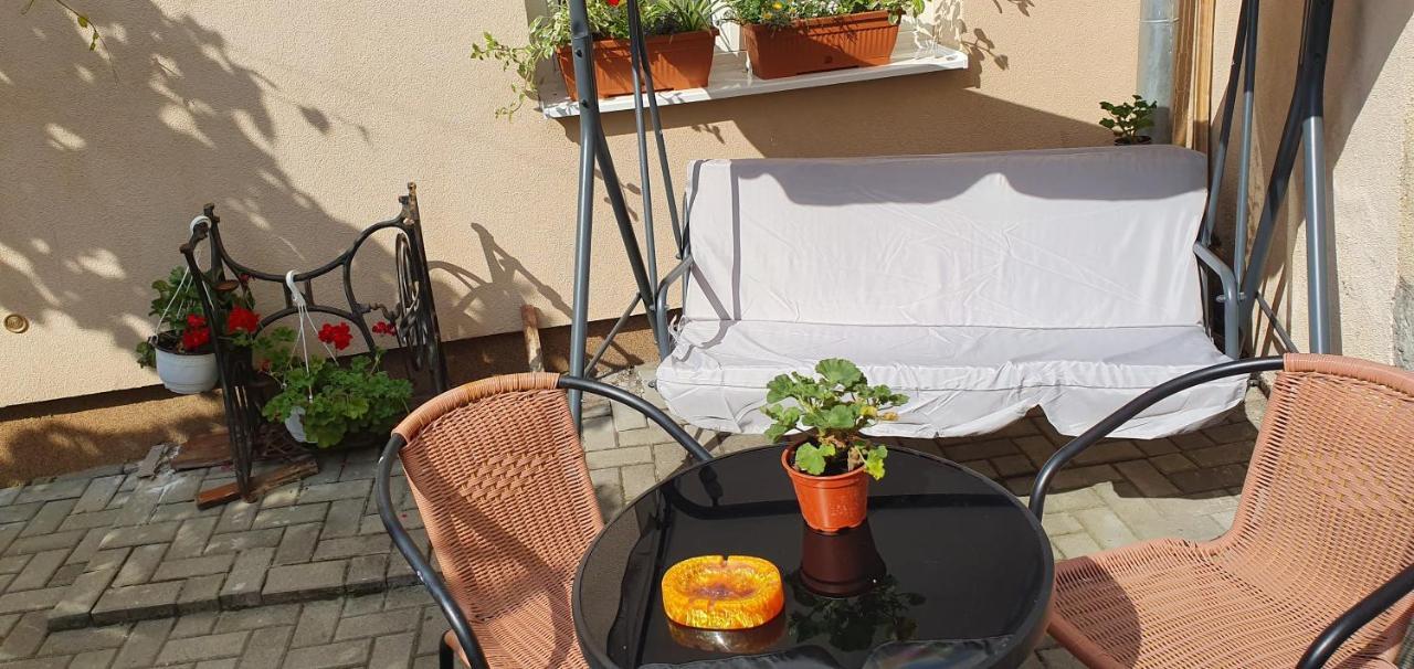 סיגישוארה Vintage Apartment - Ultracentral, 2 Dormitoare מראה חיצוני תמונה